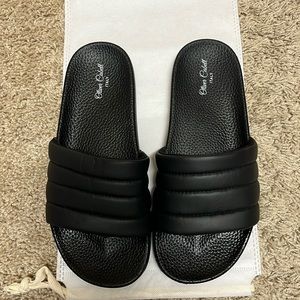 Oliver Campbell Black Slides - Never Been Worn